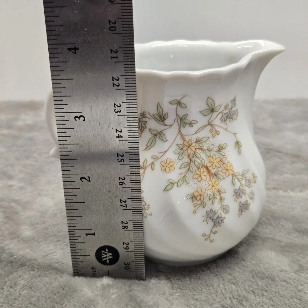 Vintage Schirnding Bavaria‎ Porcelain Floral Creamer Pitcher White Scalloped